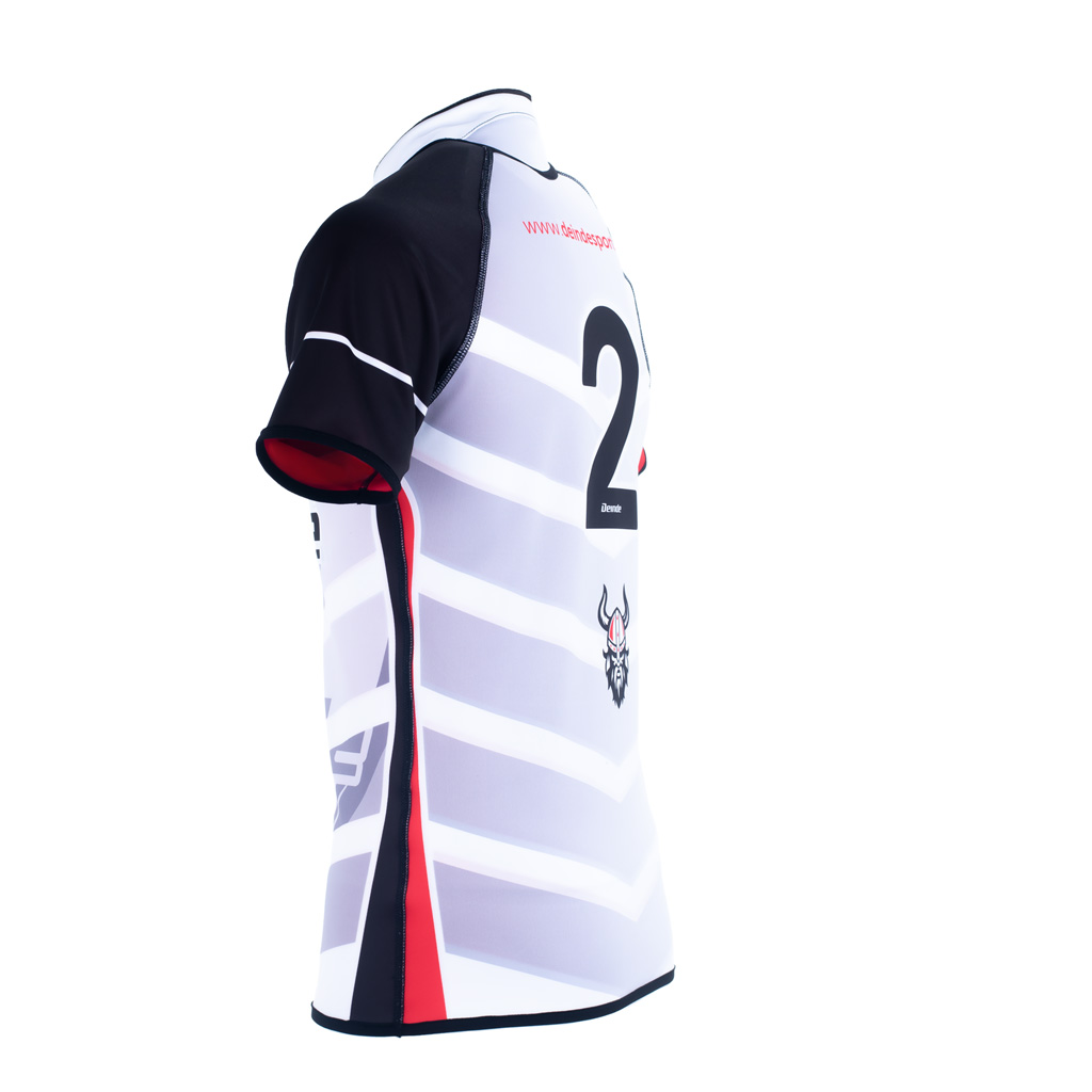 Modelo Camiseta Rugby DinD ActivA Reversible