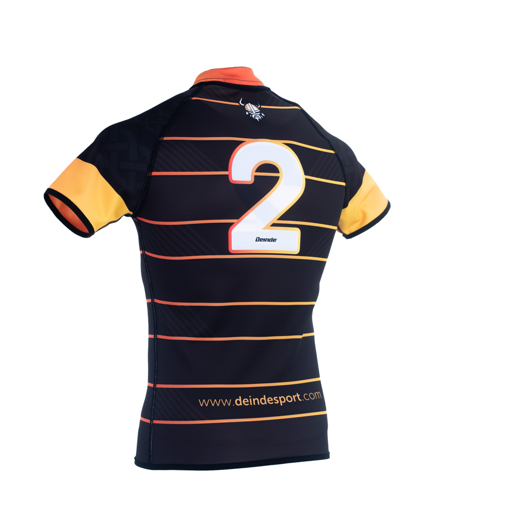 Modelo Camiseta Rugby DinD VivA Reversible