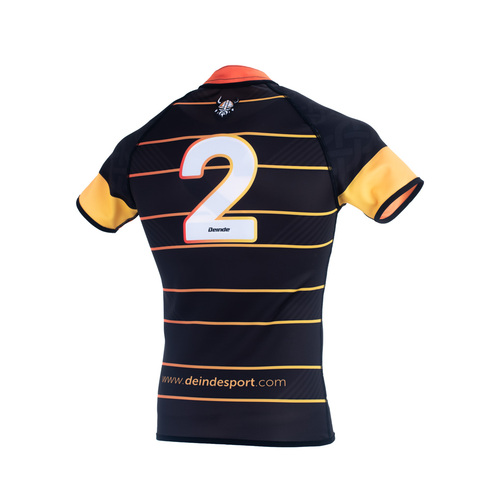 Modelo Camiseta Rugby DinD VivA Reversible